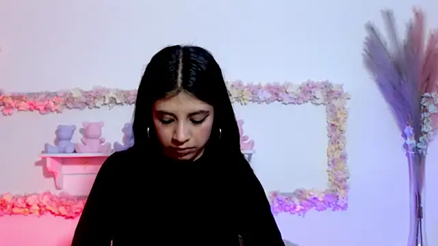 sharlotaustral18 webcam