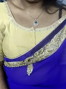 Hotty_Kavita webcam
