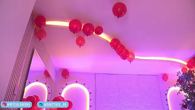 Dakota_Lee webcam
