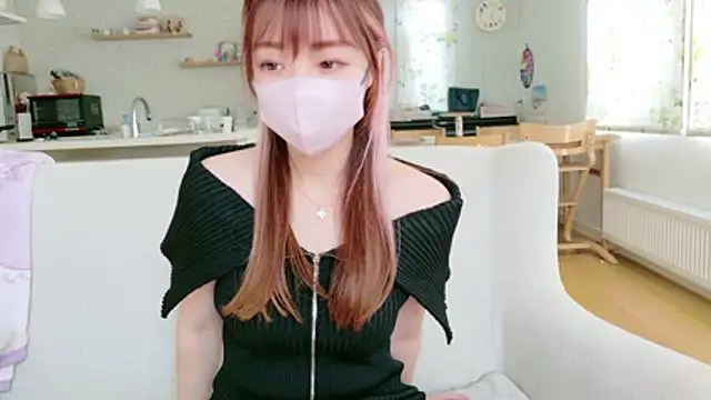 suzu_1201 - SUZU_1201's free webcam - UK Sex Cams