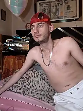 bigcockwhite777 webcam