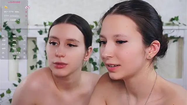 gabriellelynchard (G teen) - Kiss body close to cam