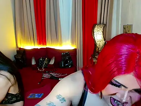 Incredible_Shemale webcam