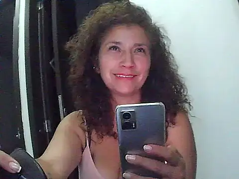 cielo_carpentier69 - Cielo_carpentier69's free webcam - UK Sex Cams