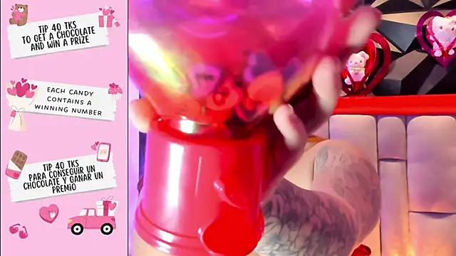 megan_whitee__ webcam