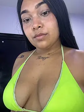 Latin_bigbutt webcam
