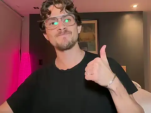 mcklister_kinky_feets webcam