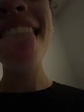 jojosbizarrelyf webcam