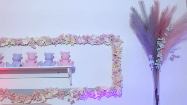 sharlotaustral18 webcam