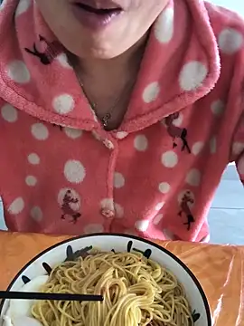 美女chengcheng12在线直播