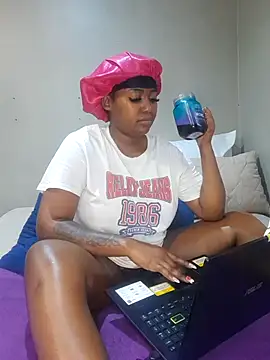 Webcam Model (AfricanGem_)  is live.Free join now!