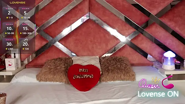 lily_queen30 - Lily_Queen30's free webcam - UK Sex Cams