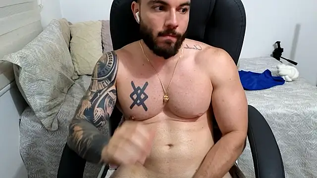 Isaac_Carter webcam
