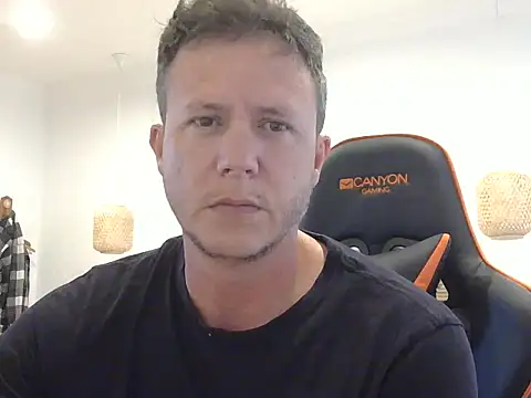 TroyDieselXXX webcam