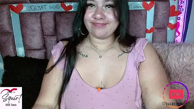 ValerieDiiamond webcam