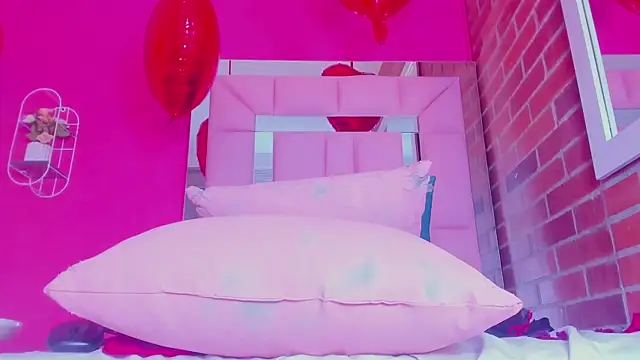 Baby_doll_XOXO webcam