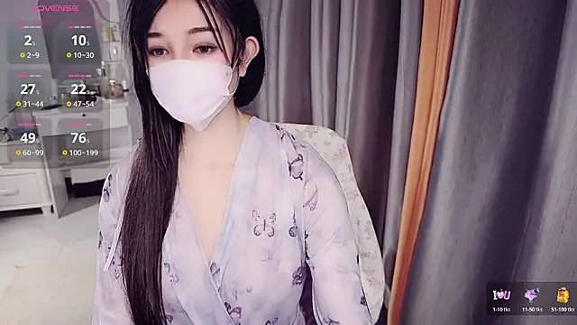 美女NolanMia在线直播