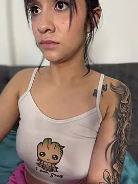 Isabella-Teen webcam