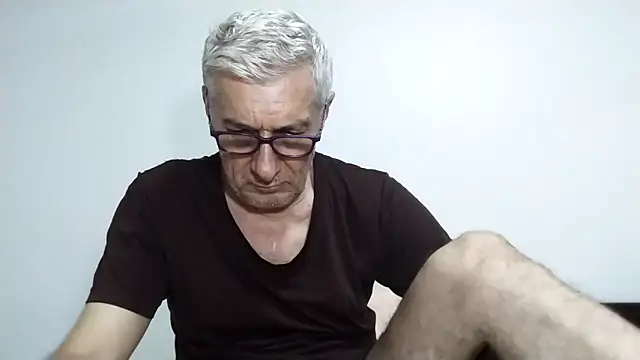 BIGUNCUTHARDCOCK webcam