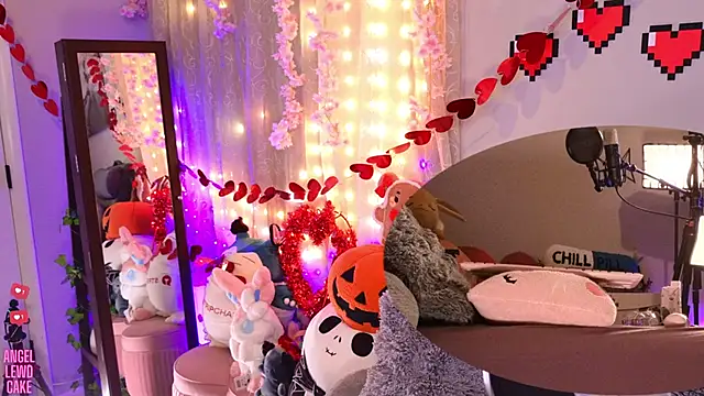 angel-lewd-cake - Angel-Lewd-Cake's free webcam - UK Sex Cams