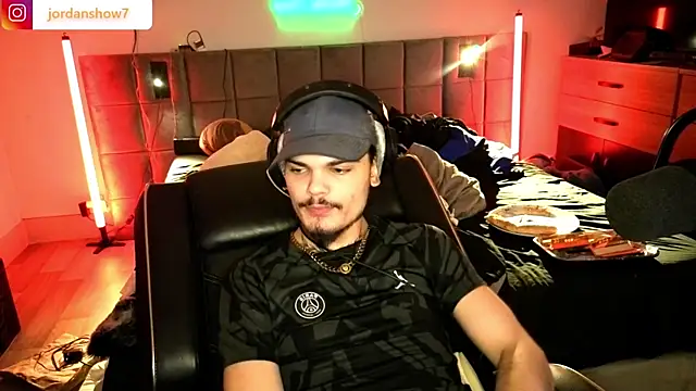 JordanShow webcam
