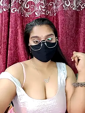 Webcam Model (Jasmine_jaaan)  is live.Free join now!