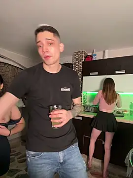 kevin_hotgirls webcam