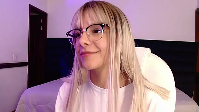 peyton_golden1 webcam