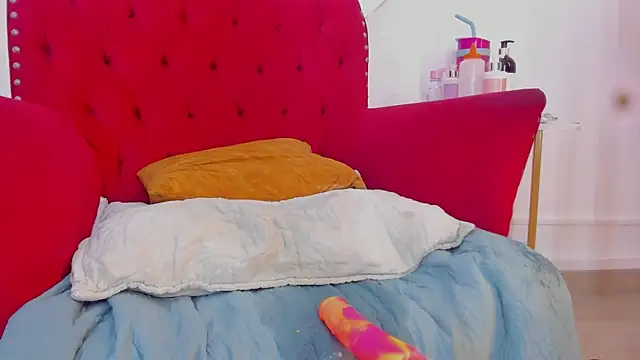 celeste_smmith_ webcam