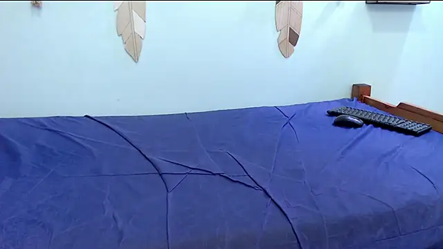 ashlyanaldeep18 webcam