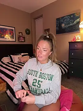 misspollypeach webcam