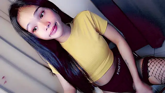 Amomentoflust99 webcam