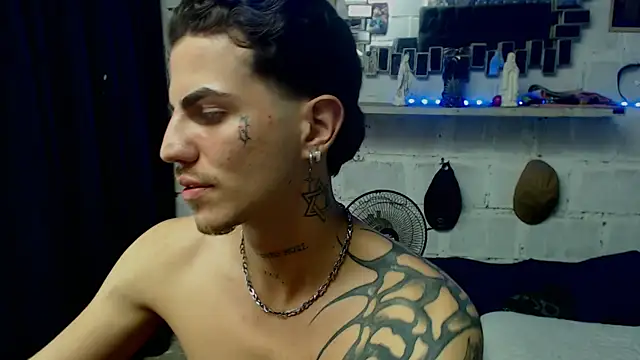 paul-mendezx - Paul-mendezx's free webcam - UK Sex Cams