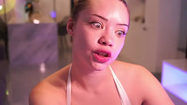 vixenmia - VixenMia's free webcam - UK Sex Cams