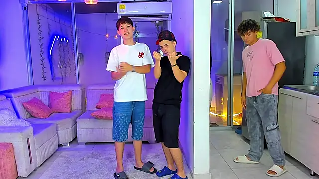 Houseofwarrios webcam