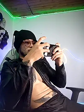 sebastian_horny webcam