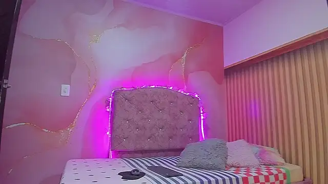 violet_taylor_ webcam