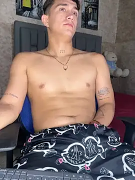 Alann_Smith_X webcam