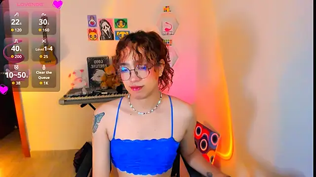 AdelineEsposito webcam