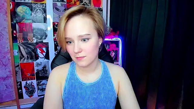 Ellie_Heavenly webcam