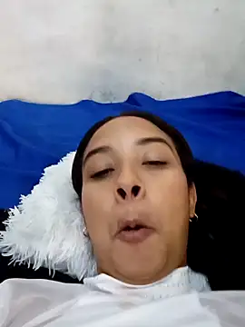 Aurora_fantasyPink webcam