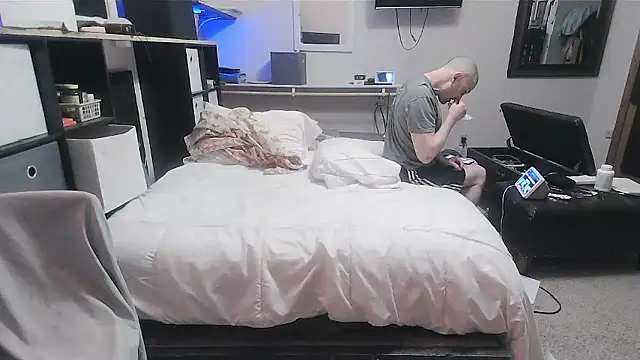 sissytrapdolly24 webcam