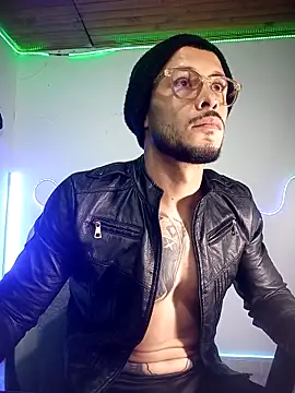 sebastian_horny webcam