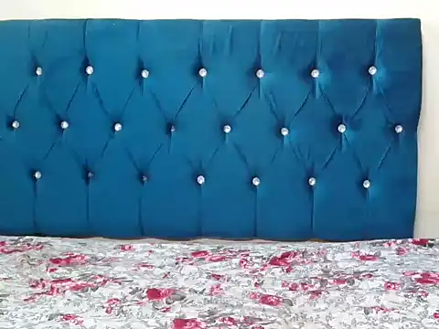 SexyDarkLadyXxx webcam