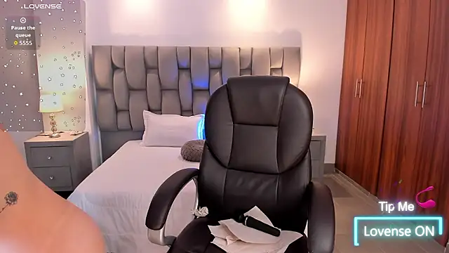 sarita_evanss webcam