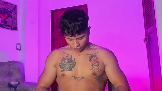 Dominic_Biker__ webcam