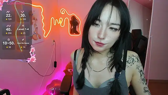 AliceeinWonderlanddd webcam