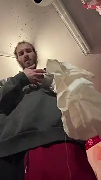 pervy_devil - Pervy_devil's free webcam - UK Sex Cams