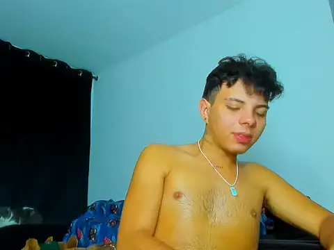 Alessandro_1610 webcam