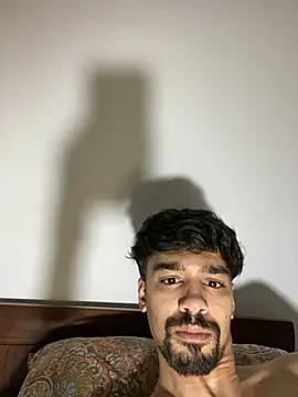 hermanooooooo - Hermanooooooo's free webcam - UK Sex Cams